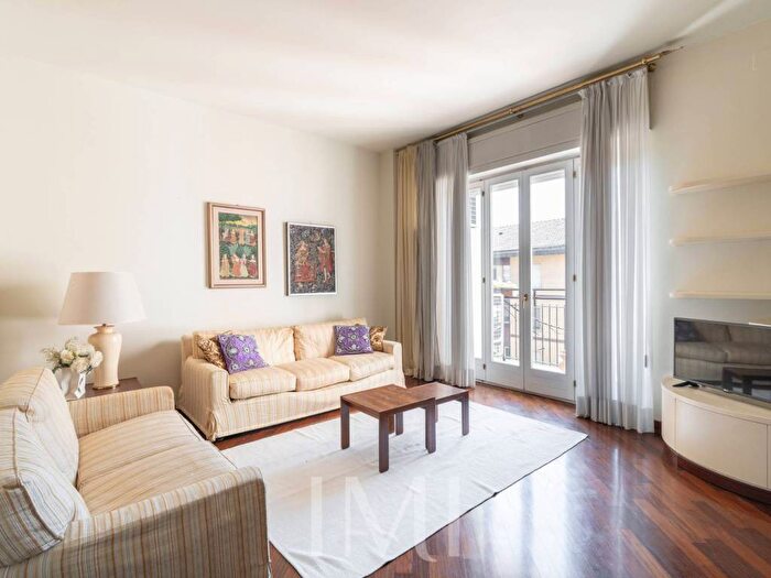 Appartamento bilocale in affitto in Via Voghera, Solari, Milano