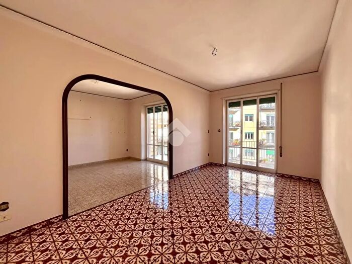 Appartamento quadrilocale in vendita in Via Ottavio Caiazzo, Napoli