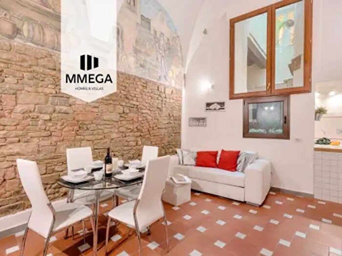 Appartamento trilocale in vendita in Borgo Tegolaio, Firenze