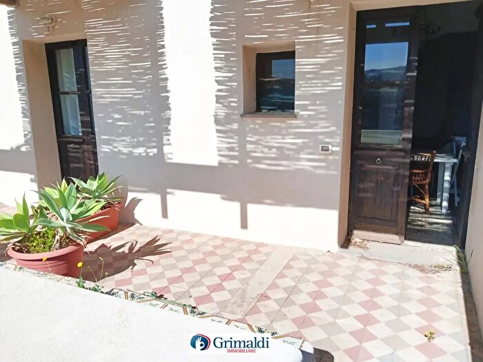 Appartamento bilocale in vendita in Contrada Scauri Snc, Pantelleria