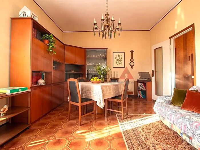 Appartamento trilocale in vendita in Brugherio