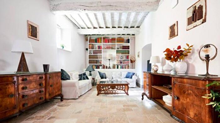 Appartamento con 6 locali in vendita in Via Campo dei Fiori, Sarteano