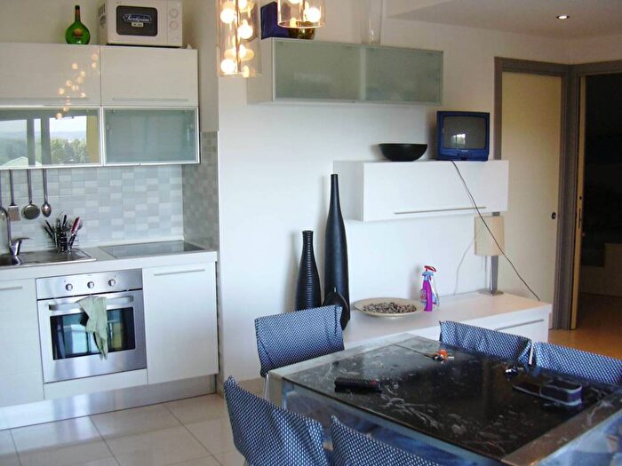 Appartamento quadrilocale in affitto in Via Guglielmo Marconi, Quattromiglia, Rende