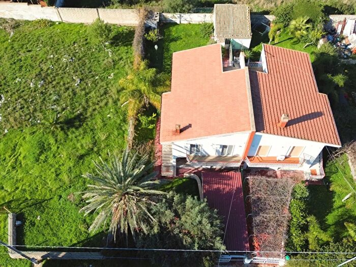 Casa quadrilocale in vendita in Via del Nichelio, Siracusa