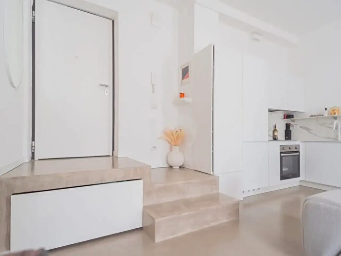 Appartamento bilocale in affitto in Via Enrico Caruso, Milano