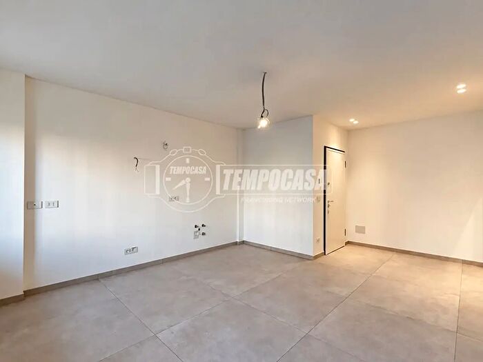 Appartamento bilocale in vendita in Via Terni, Torino