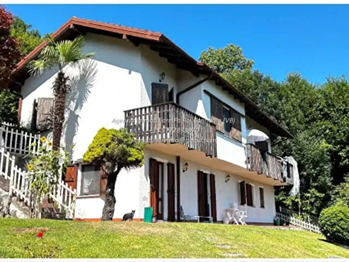 Casa con 6 locali in vendita in Piazza di Pala, Miazzina