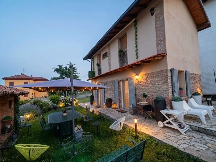 Casa quadrilocale in vendita in Moriano, Montu' Beccaria