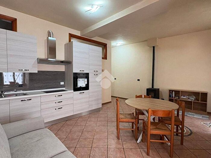 Appartamento monolocale in affitto in VIA GIUSEPPE MAZZINI, Centro, Rossana