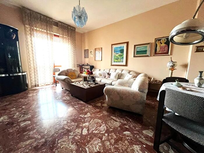 Appartamento trilocale in vendita in Via Cadore, Mesagne