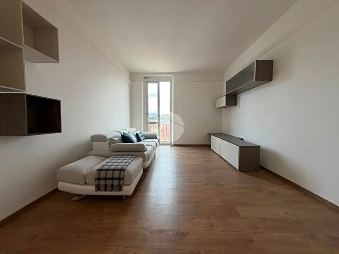 Appartamento quadrilocale in vendita in Via Crispi, La Spezia