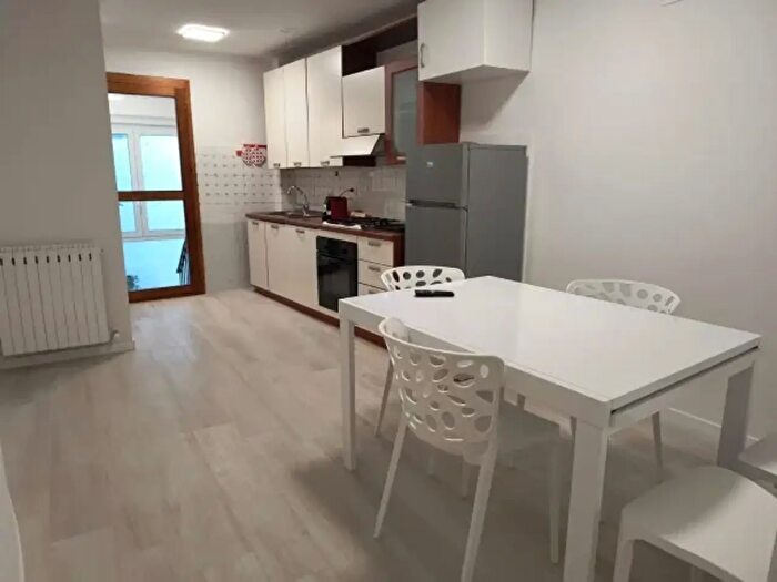 Appartamento con 5 locali in affitto in Via Appia, Perugia