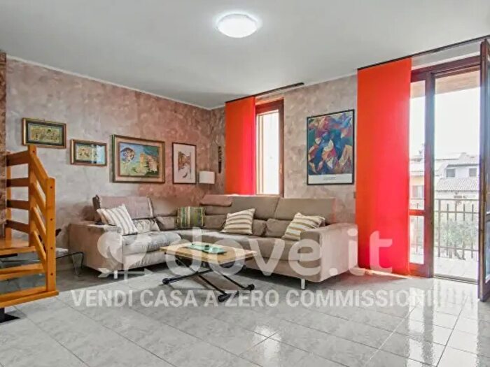 Appartamento quadrilocale in vendita in Via Pietro Mascagni, Mozzanica