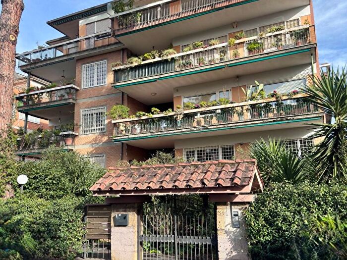 Appartamento quadrilocale in affitto in Via del Casaletto, Colli Portuensi Casaletto, Roma