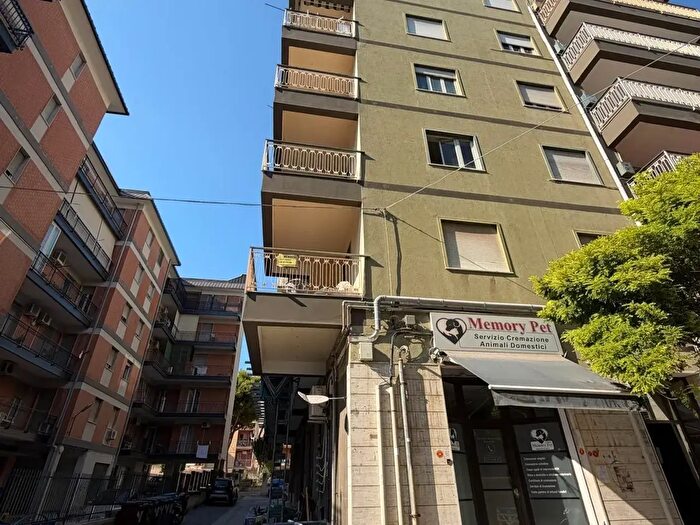 Appartamento con 5 locali in vendita in Siracusa