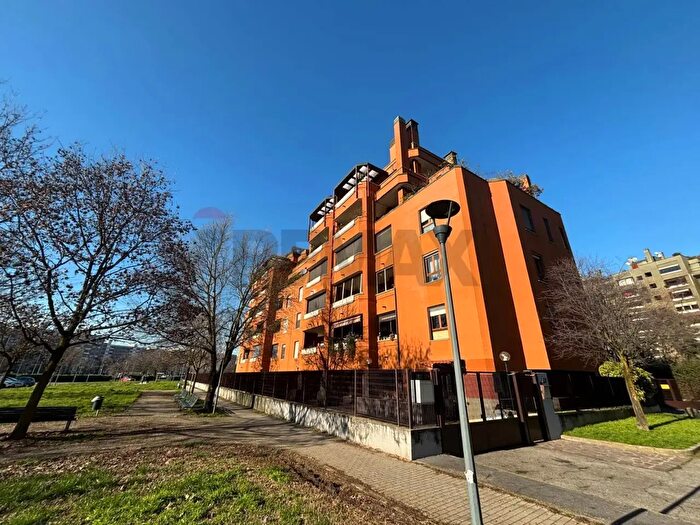 Appartamento trilocale in vendita in Via Ettore Bugatti, Milano