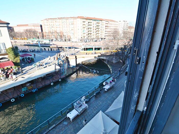 Appartamento trilocale in affitto in Ripa di Porta Ticinese, Navigli Darsena, Milano