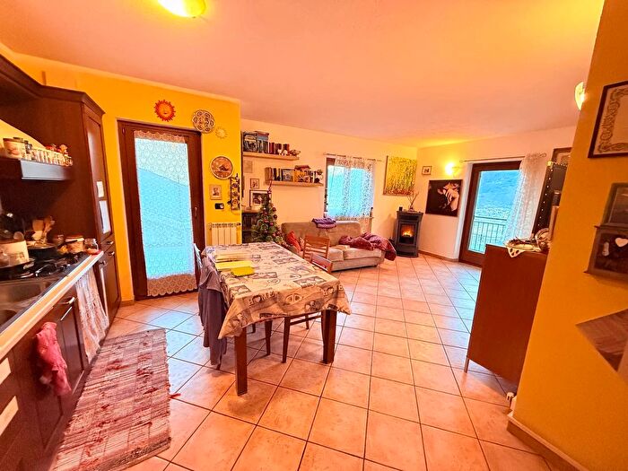 Appartamento con 5 locali in vendita in Frazione Marsan, Nus