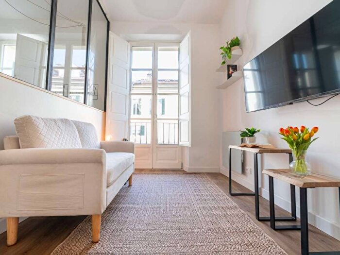 Appartamento trilocale in affitto in via San Dalmazzo, Quadrilatero Romano, Torino