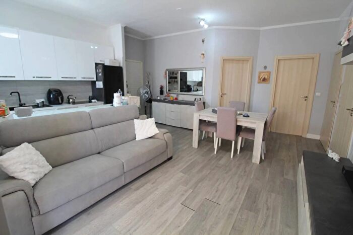 Appartamento trilocale in vendita in Via Assietta Candiolo, Candiolo