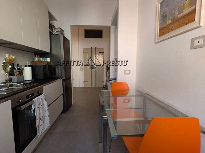 Appartamento trilocale in affitto in Via Biondini, Centro Storico, Forlì