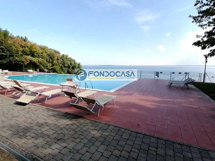 Appartamento bilocale in vendita in Via Cavour, Padenghe Sul Garda