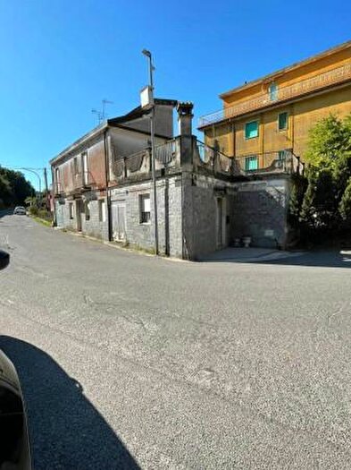 Casa con 6 locali in vendita in Via Regina Elena, Ionadi