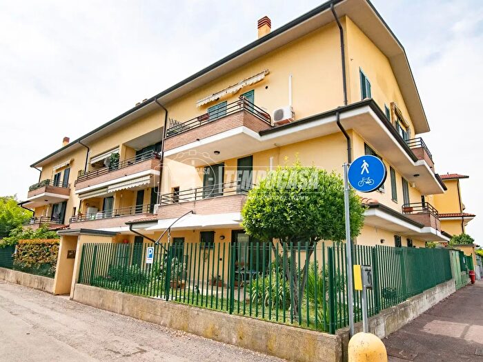 Appartamento quadrilocale in vendita in Via Treviglio, Fara Gera D'Adda