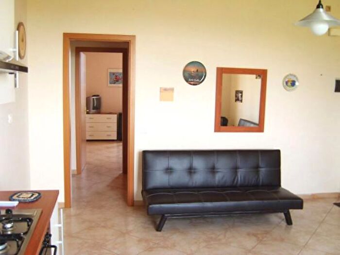 Appartamento bilocale in vendita in Via Porpetto SNC, Acireale