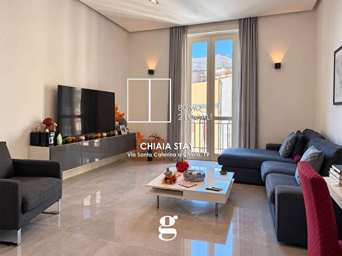 Appartamento bilocale in affitto in Via Santa Caterina, Chiaia, Napoli