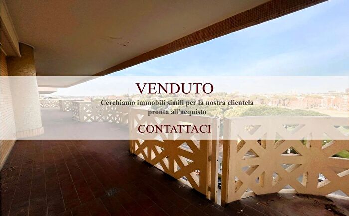 Appartamento con 5 locali in vendita in Viale Città dEuropa Roma, Roma