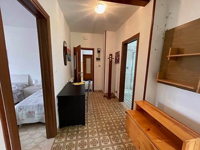 Appartamento quadrilocale in vendita in Lizzano In Belvedere