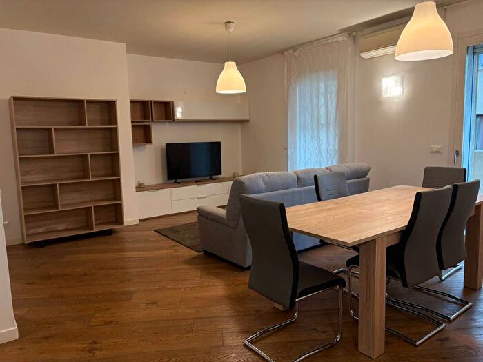 Appartamento trilocale in affitto in Mestre, Venezia