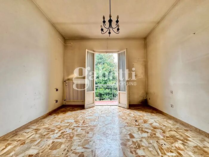 Appartamento con 8 locali in vendita in Via di San Colombano, Scandicci