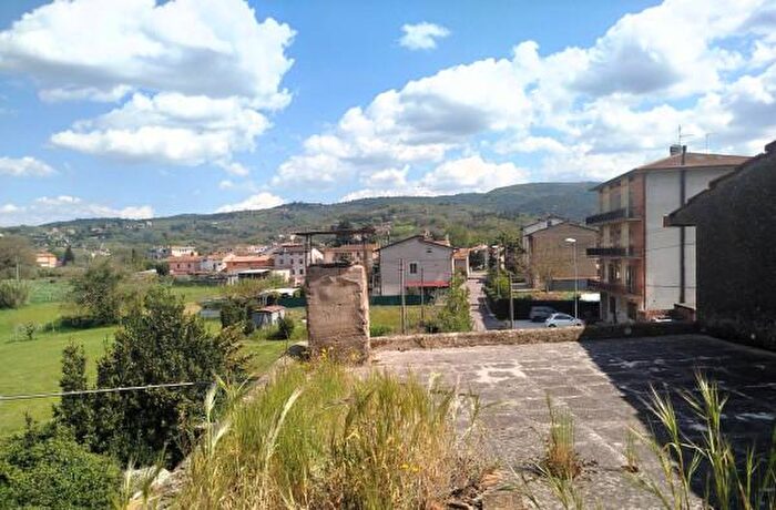 Casa con 5 locali in vendita in Via Eugenio Montale, Torgiano