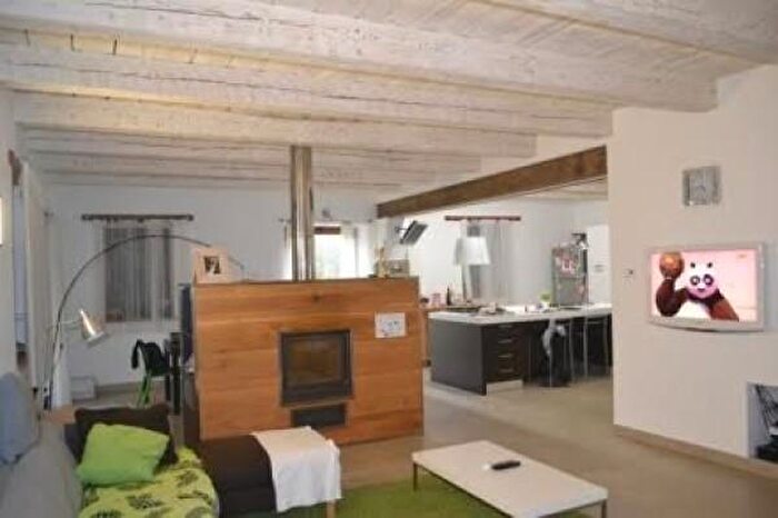 Casa con 6 locali in vendita in Via Piandelmedico, Jesi