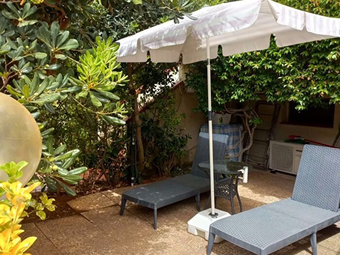 Casa quadrilocale in affitto in Via John Fitzgerald Kennedy, Porto Azzurro