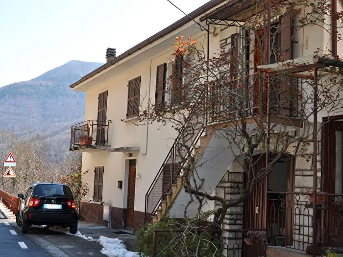 Appartamento con 6 locali in vendita in Viganella, Borgomezzavalle