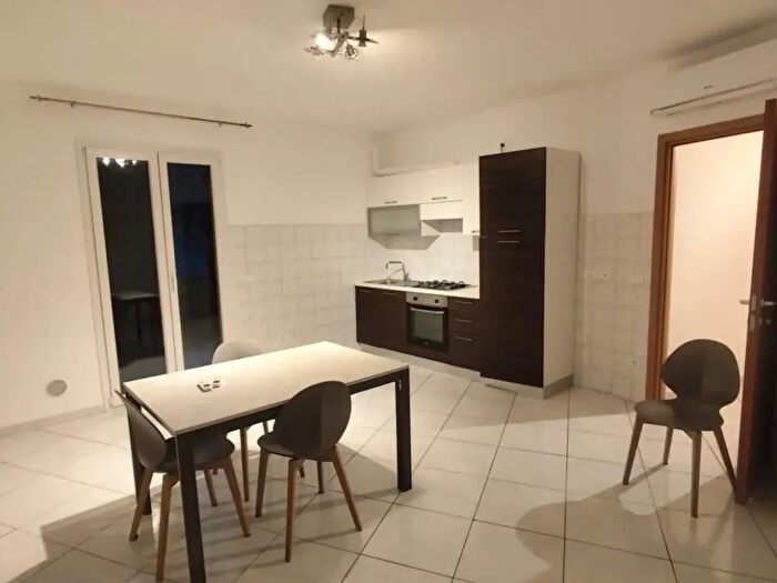 Appartamento trilocale in vendita in Via Molaistrini, Pietra Ligure