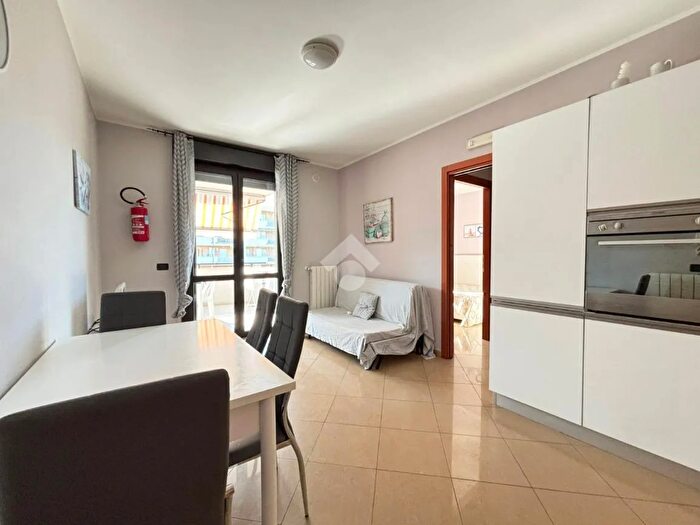 Appartamento trilocale in vendita in Via Anna Magnani, Vasto