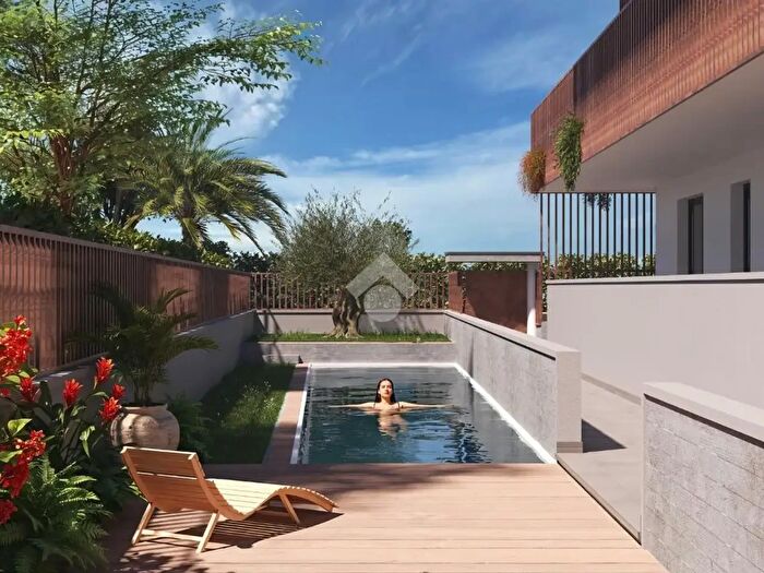 Appartamento trilocale in vendita in Via Galvani, Bardolino