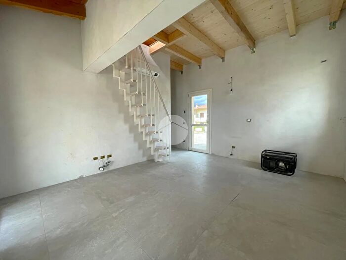 Appartamento trilocale in vendita in Via l Federici, Trescore Balneario