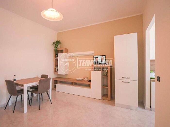 Appartamento bilocale in affitto in Via Raffaello, Centro, Grugliasco
