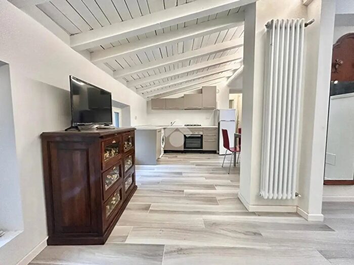 Appartamento bilocale in affitto in Corso Como, Milano