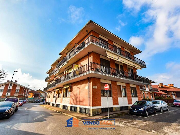 Appartamento bilocale in affitto in Corso Torino, Centro, Carignano