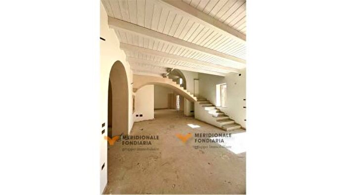 Casa con 6 locali in vendita in Via Guglielmo Marconi, Martano