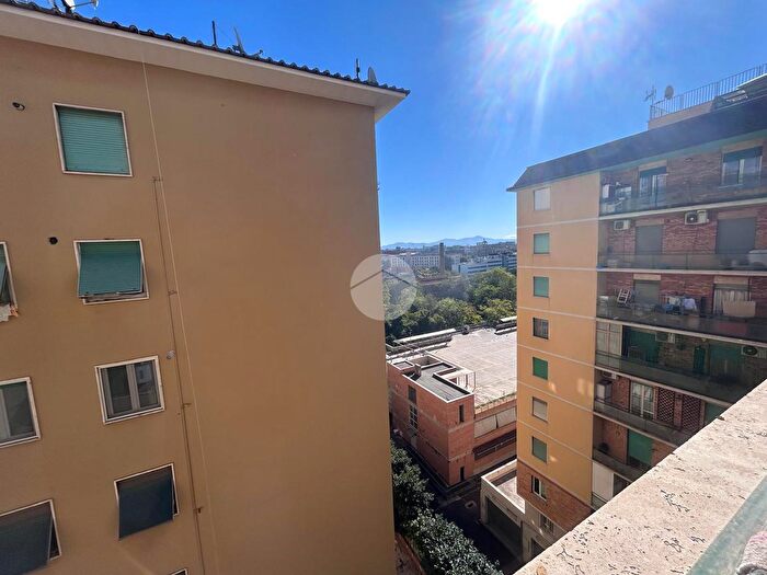 Appartamento trilocale in vendita in Viale Guglielmo Marconi, Roma