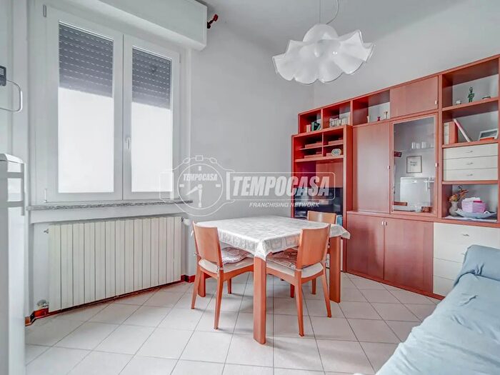 Appartamento bilocale in vendita in Viale dei Tigli Crenna, Gallarate