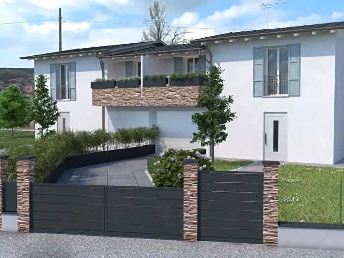 Casa con 6 locali in vendita in Via San Geminiano, Traversetolo