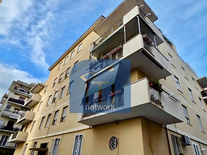 Appartamento quadrilocale in vendita in Via Capitan Casella, Roma